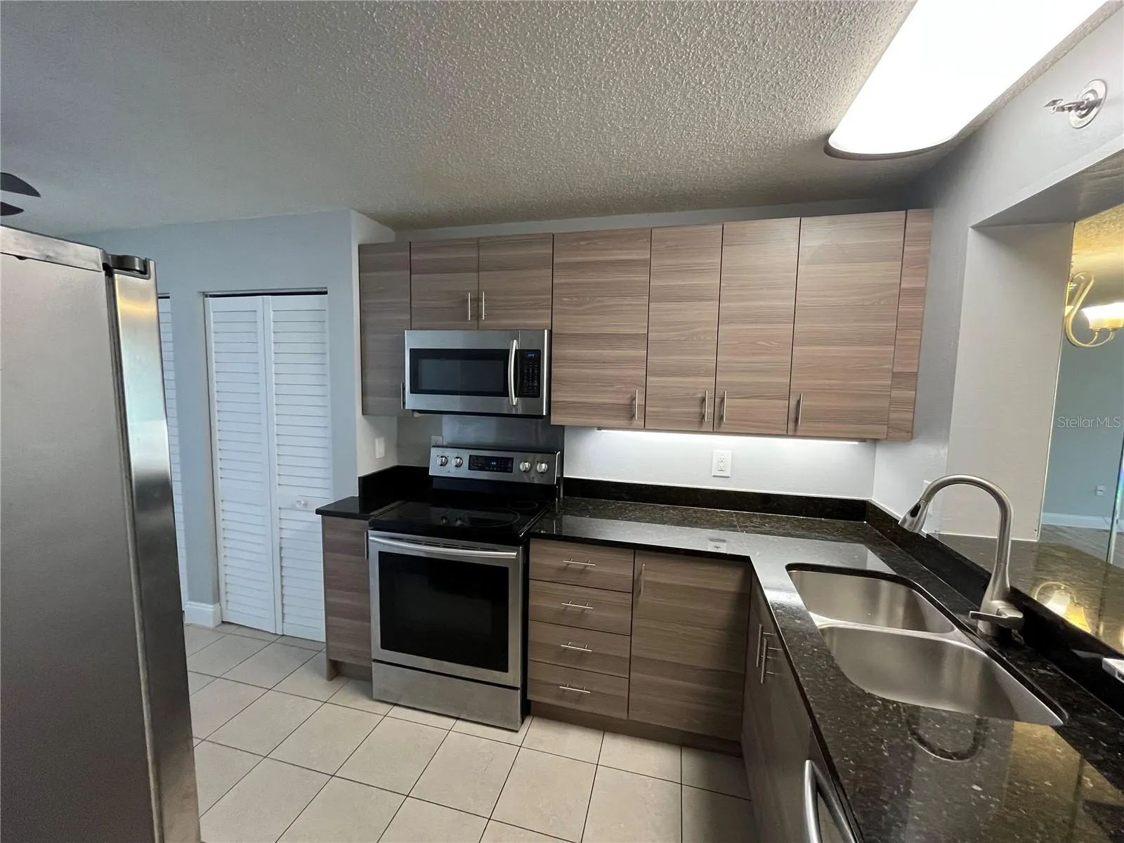 4460 FAIRWAYS BLVD #104 #104