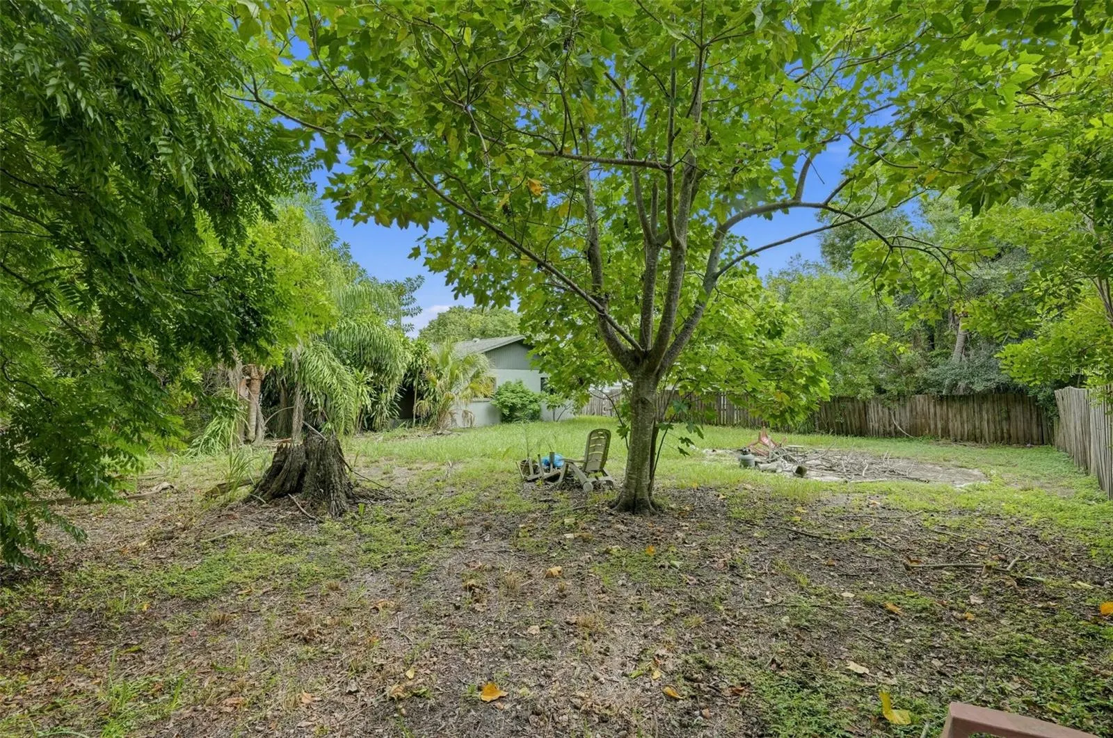 2219 11TH AVE W
