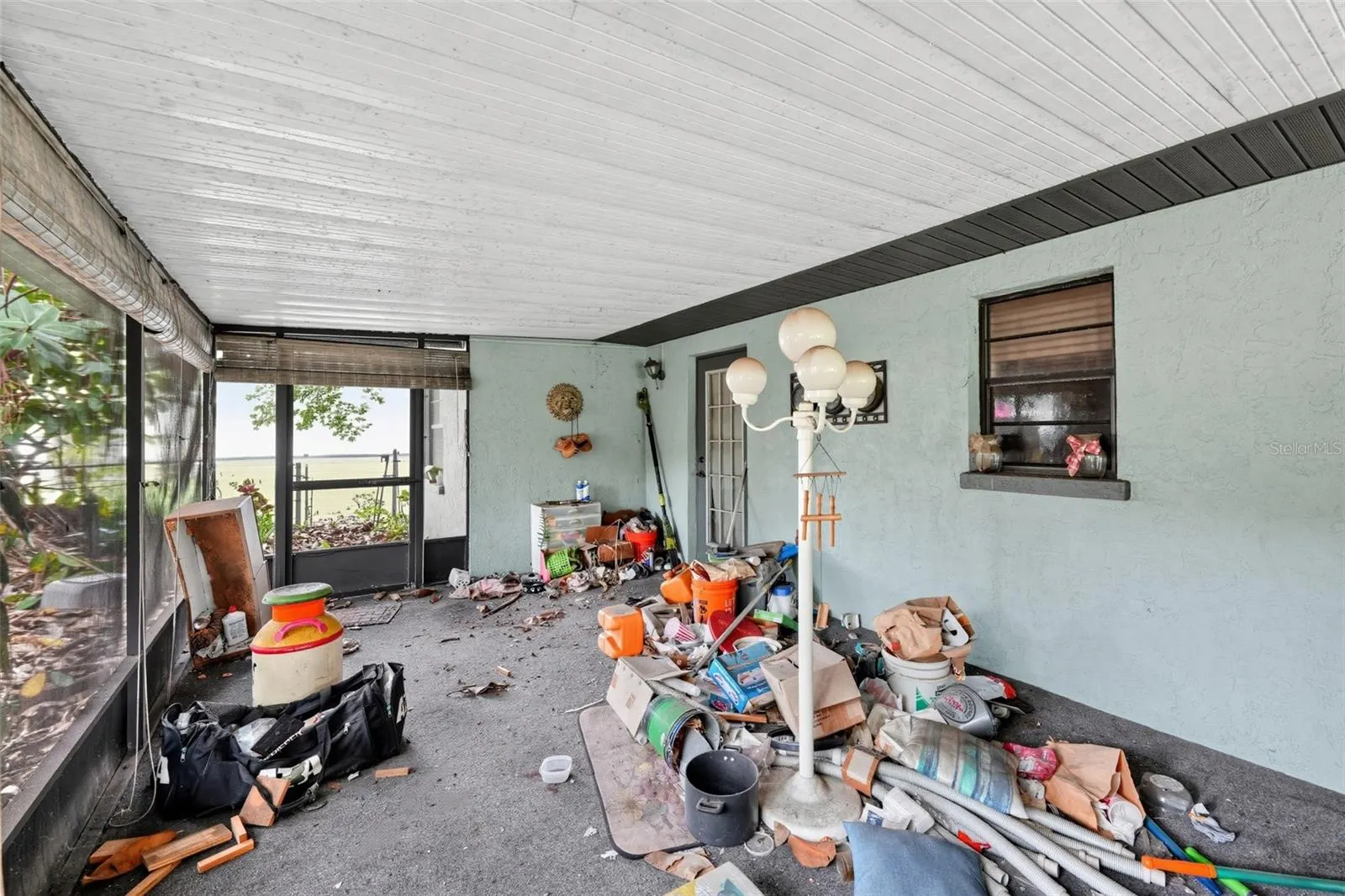 2219 11TH AVE W