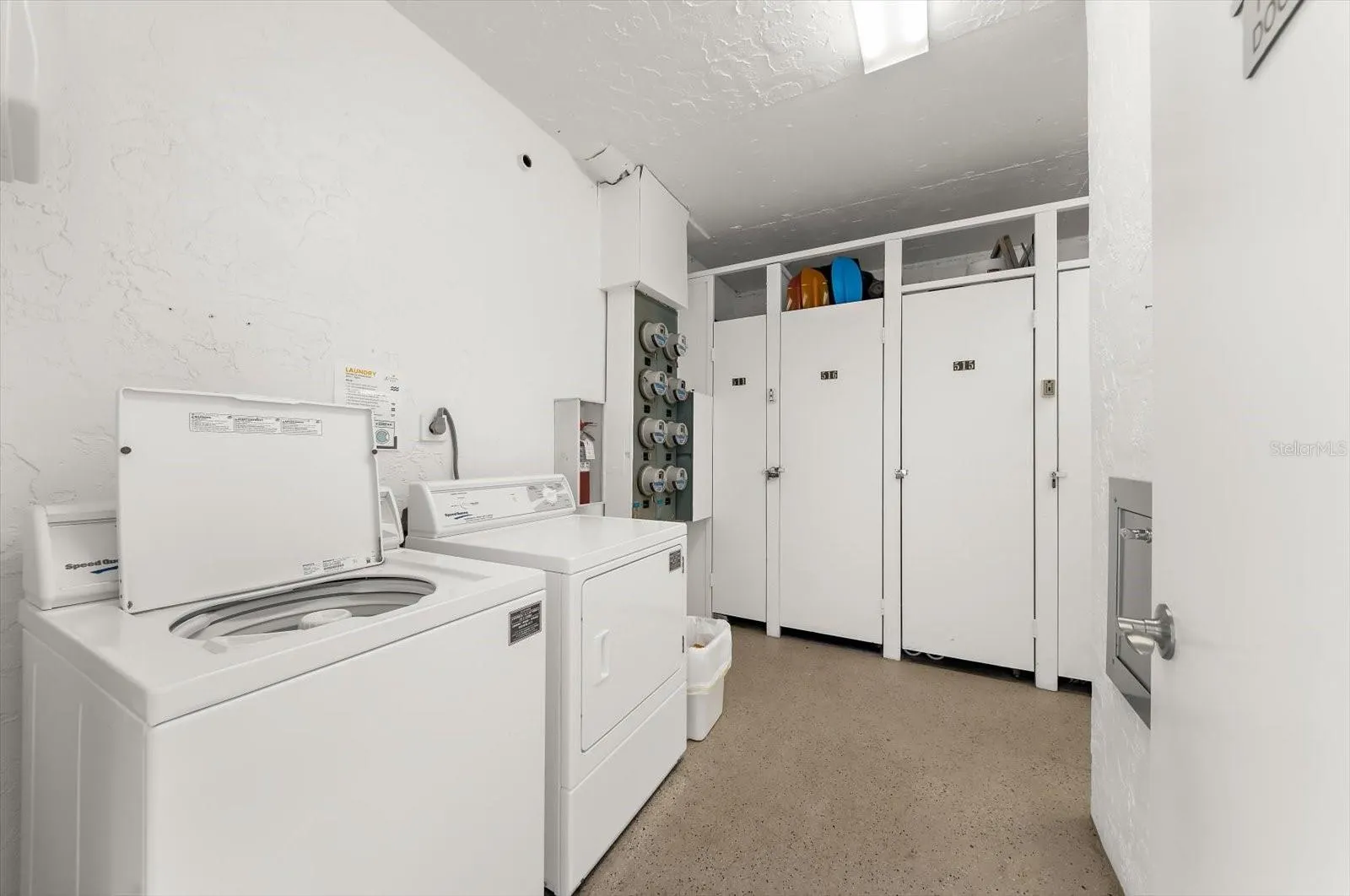 8911 MIDNIGHT PASS RD #511 #511