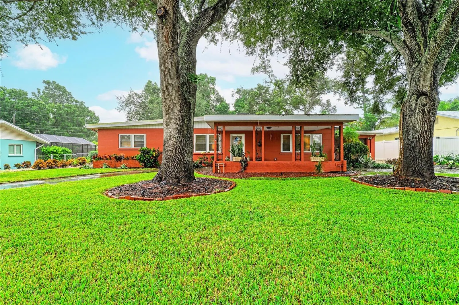 126 HOLLY AVE