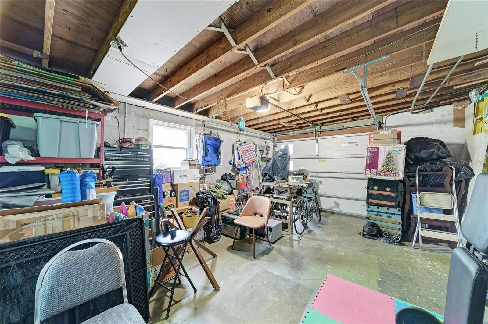 126 HOLLY AVE