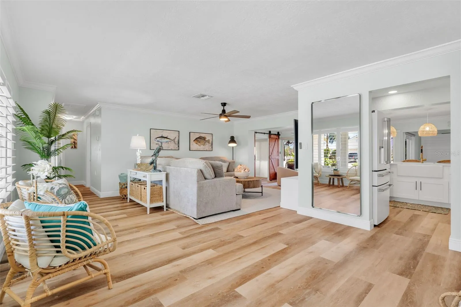924 ARLINGTON RD