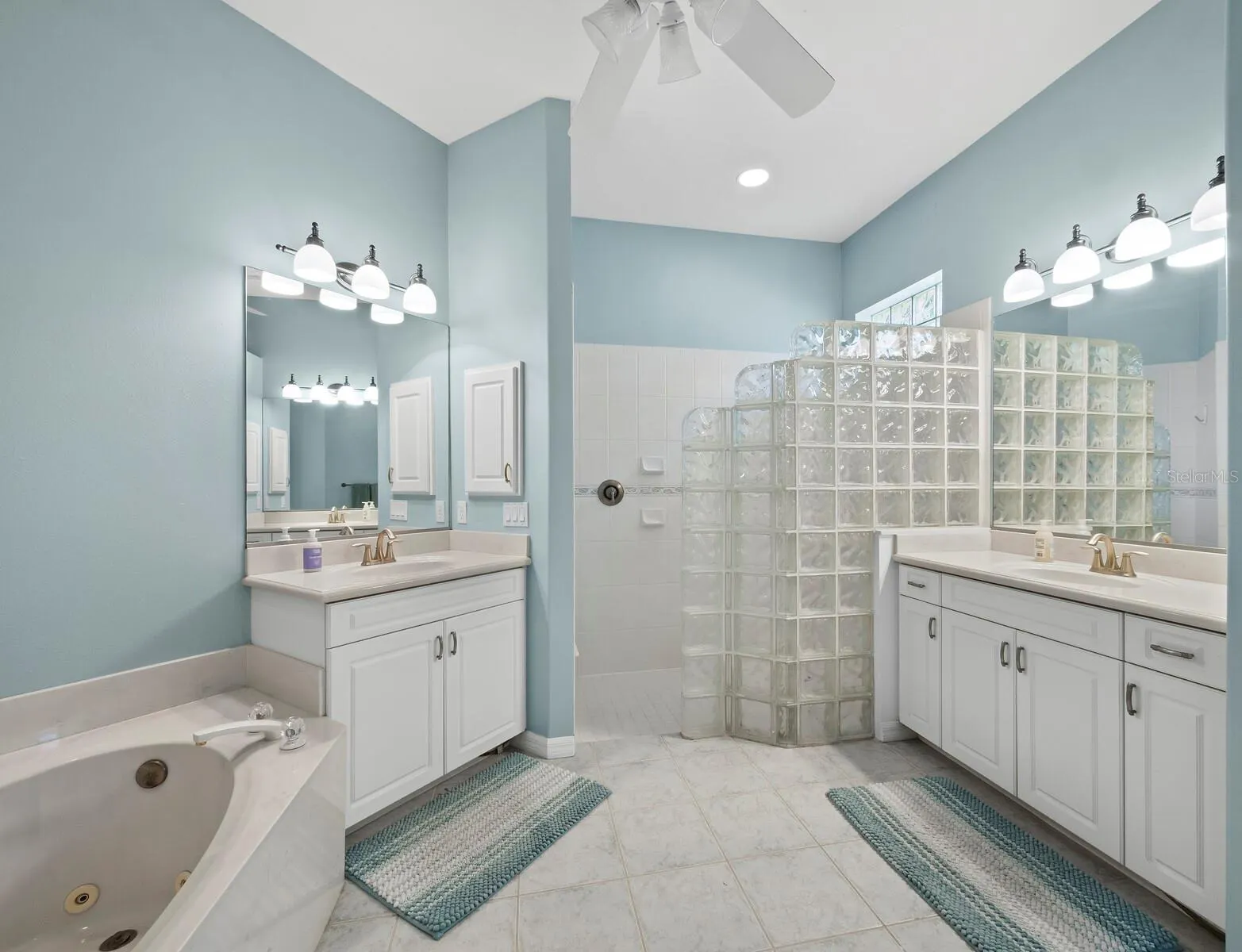 6643 BUTLERS CREST DR
