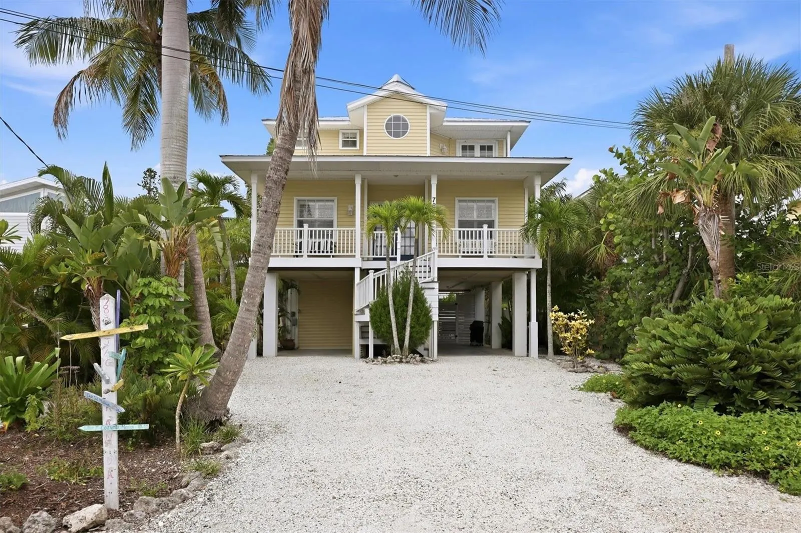 783 JACARANDA RD