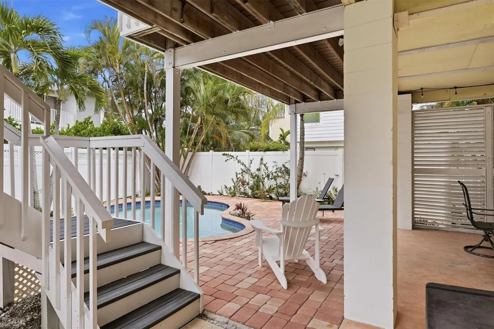 783 JACARANDA RD