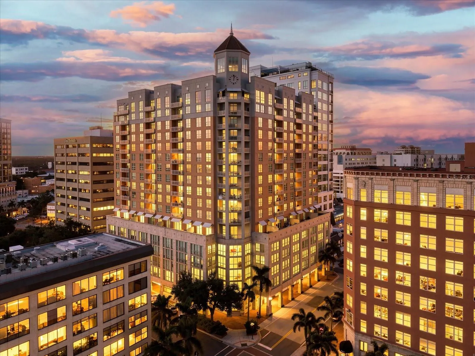 1350 MAIN ST #1703 #1703