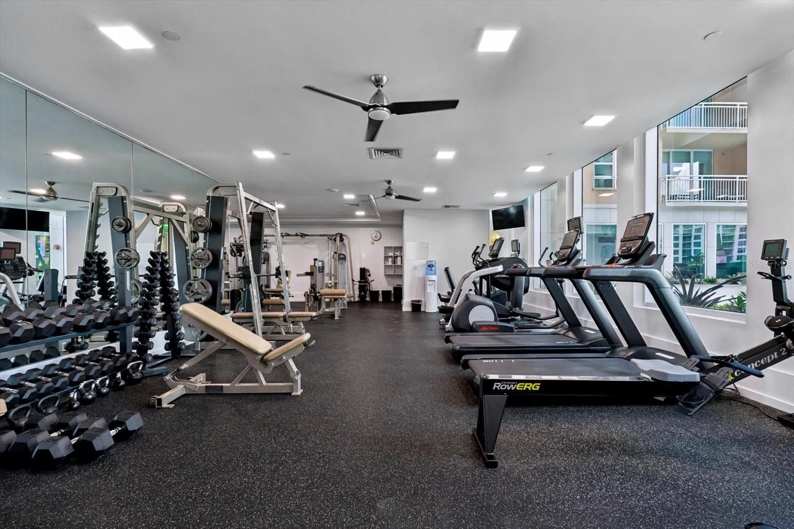 1350 MAIN ST #1703 #1703