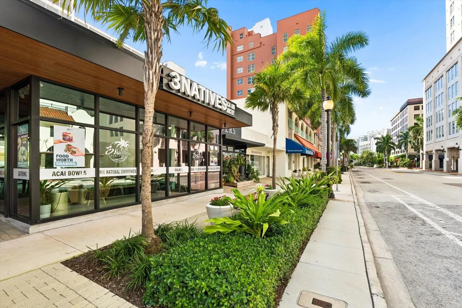1350 MAIN ST #1703 #1703