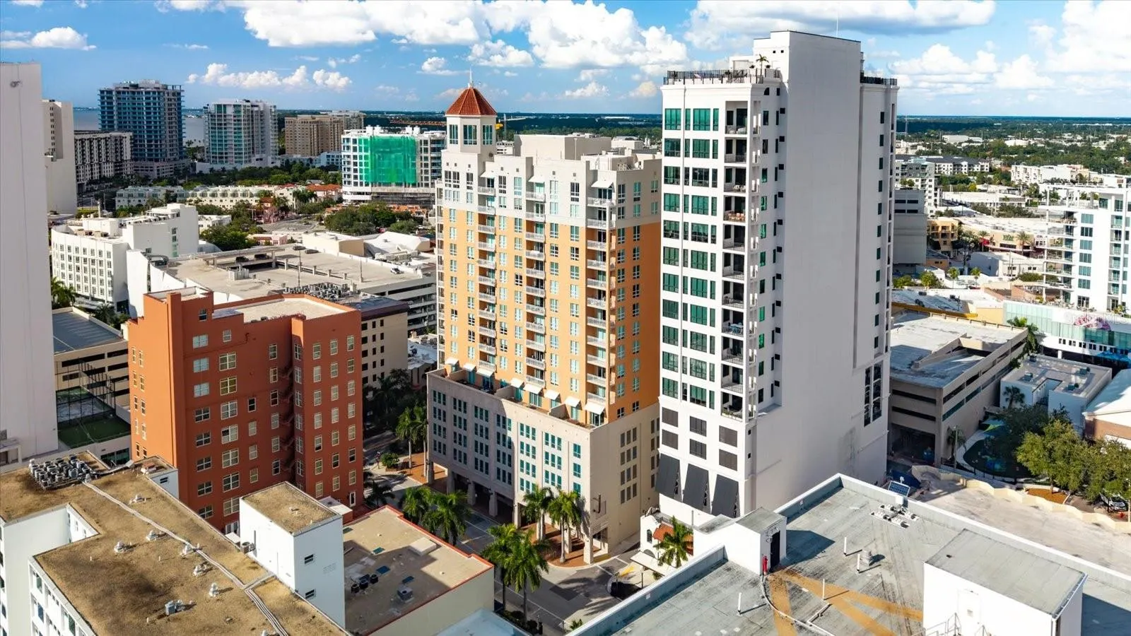 1350 MAIN ST #1703 #1703