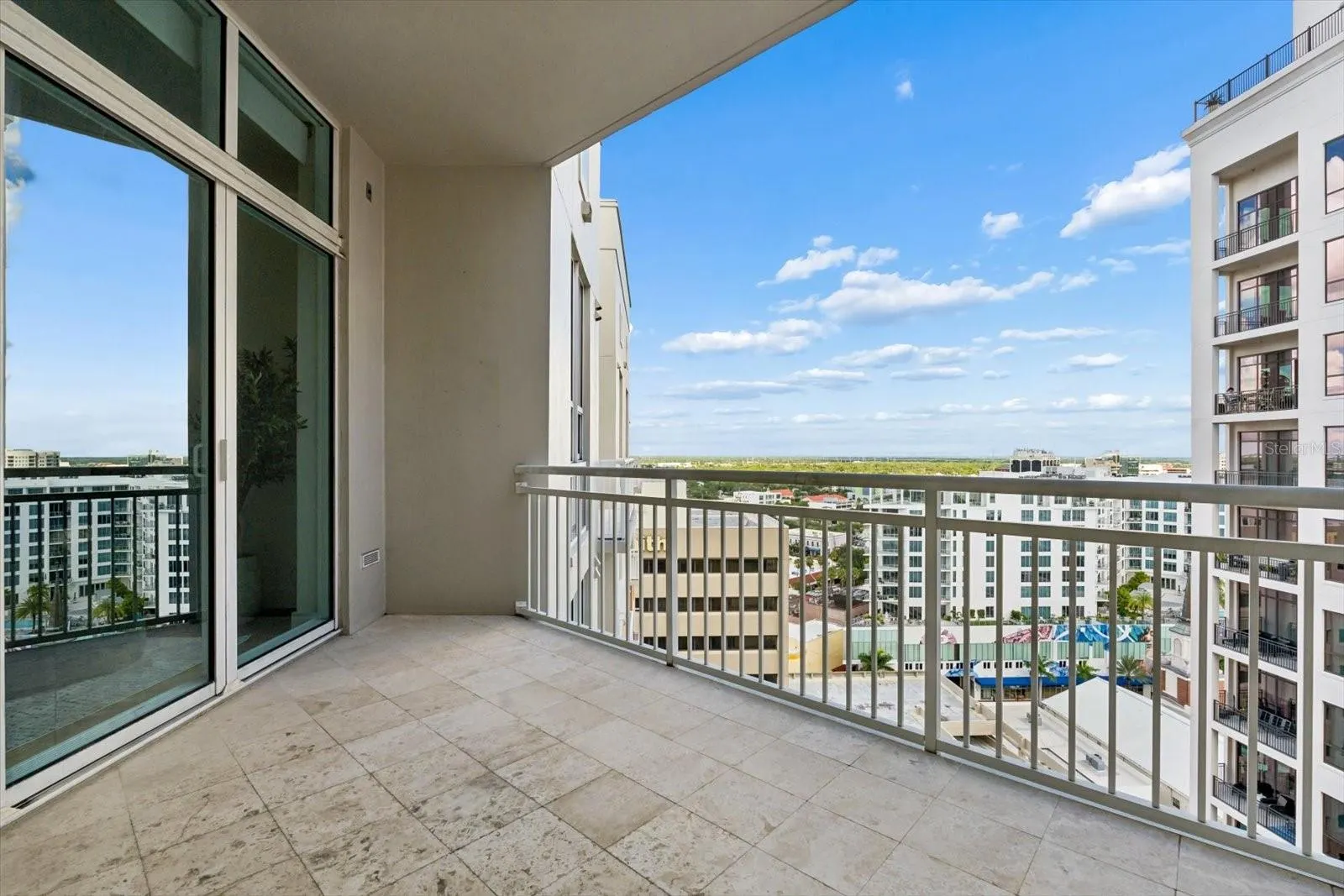 1350 MAIN ST #1703 #1703