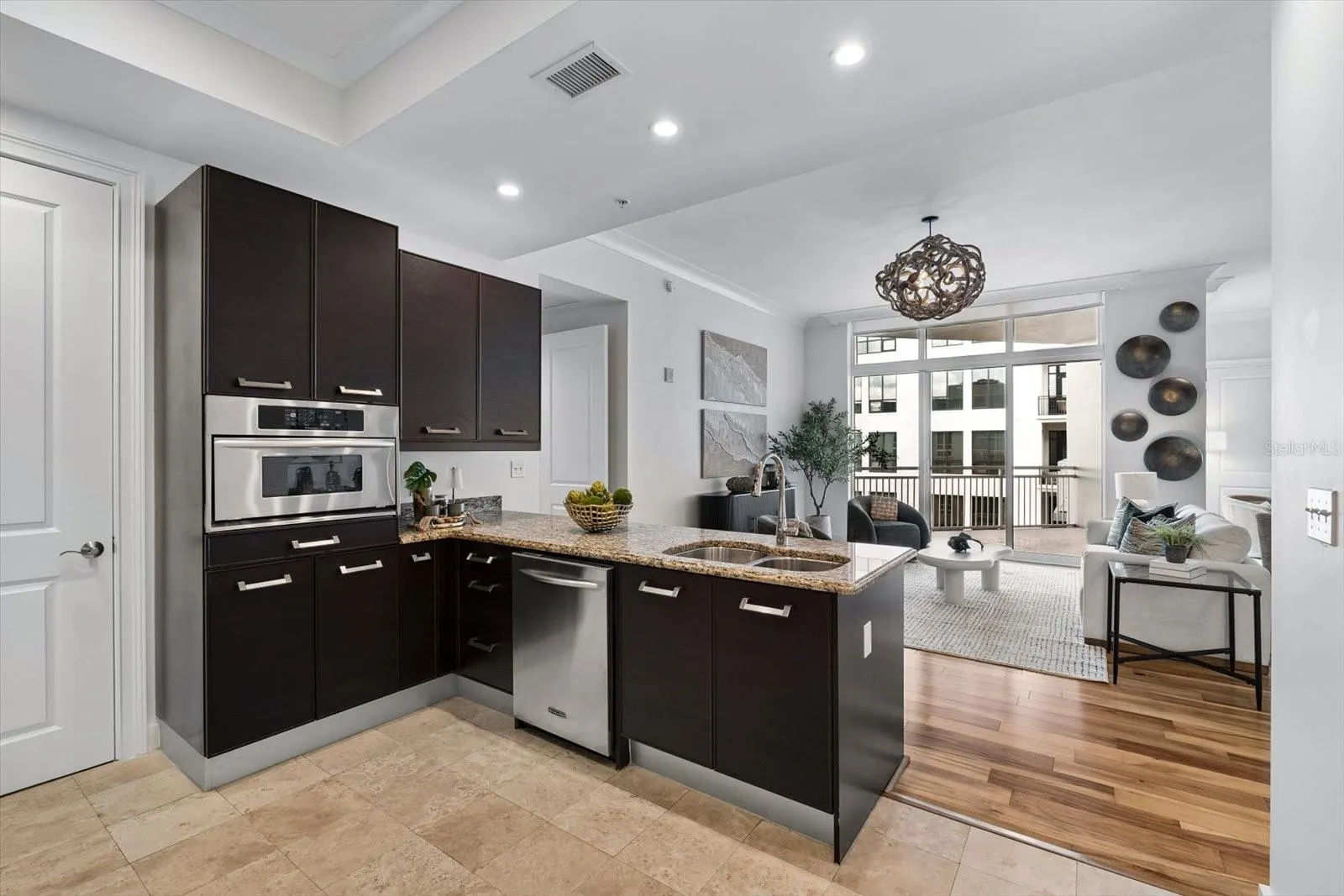 1350 MAIN ST #1703 #1703