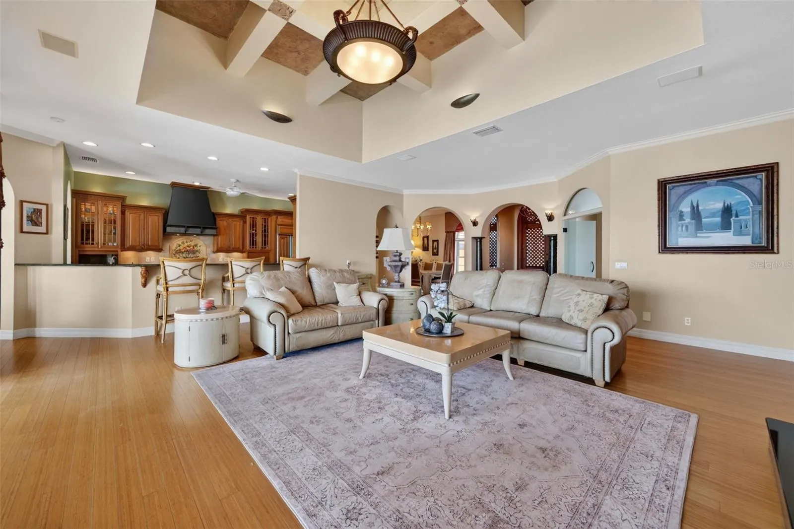 316 W BAY DR