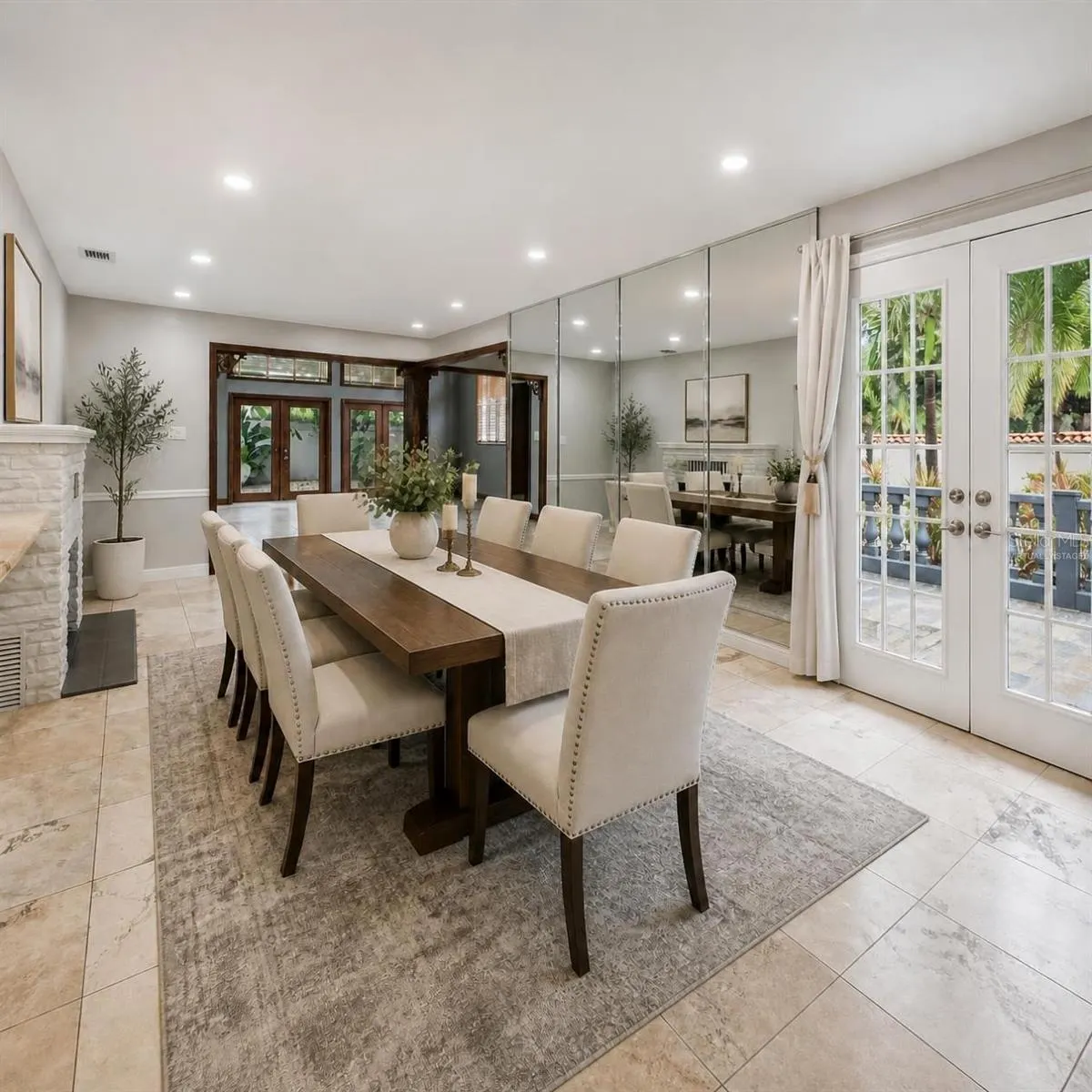 1800 ALTA VISTA ST