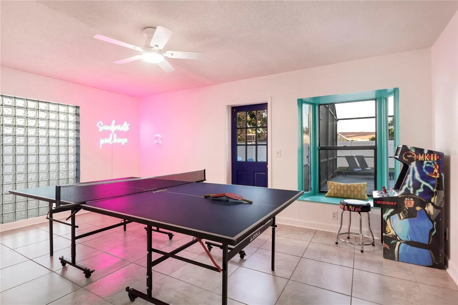 4018 SANDPOINTE DR