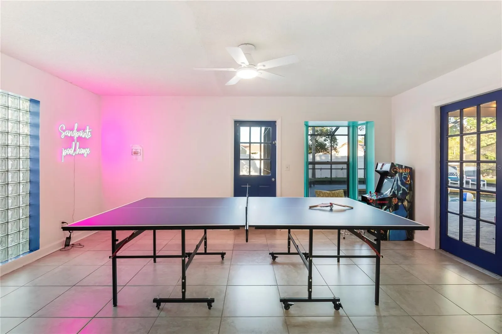 4018 SANDPOINTE DR