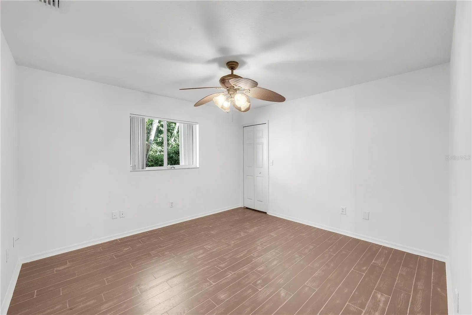 310 SE 23RD ST