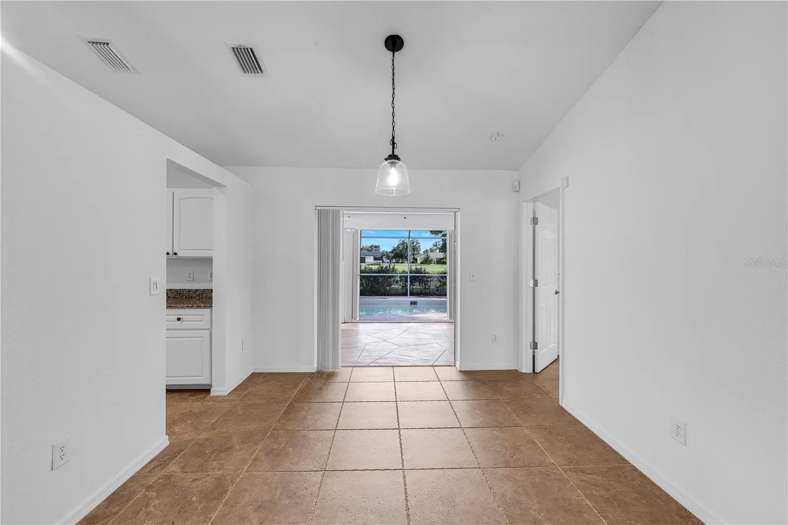 310 SE 23RD ST