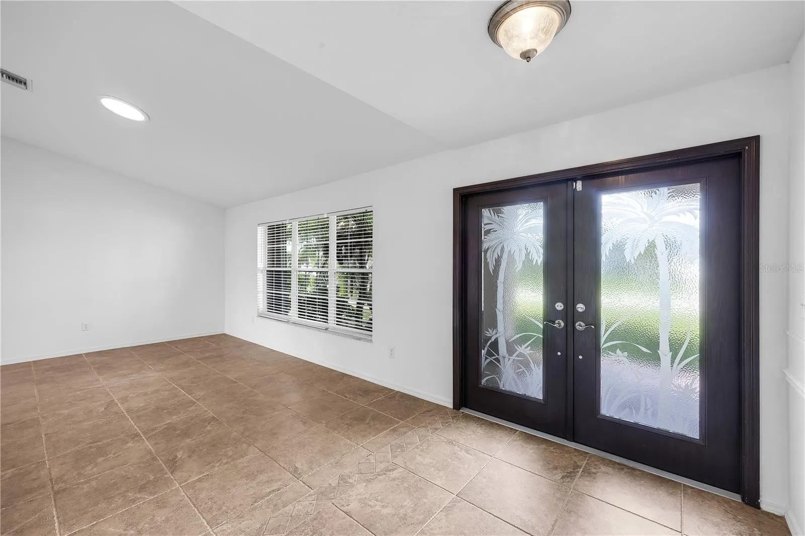 310 SE 23RD ST