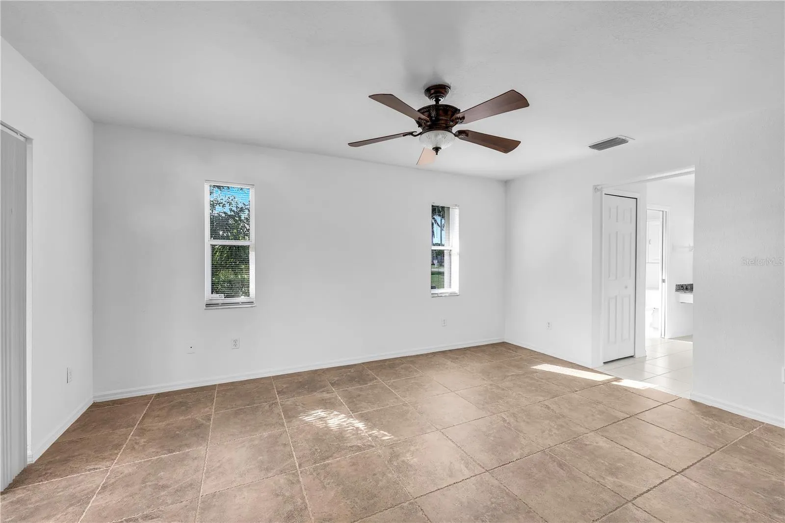 310 SE 23RD ST