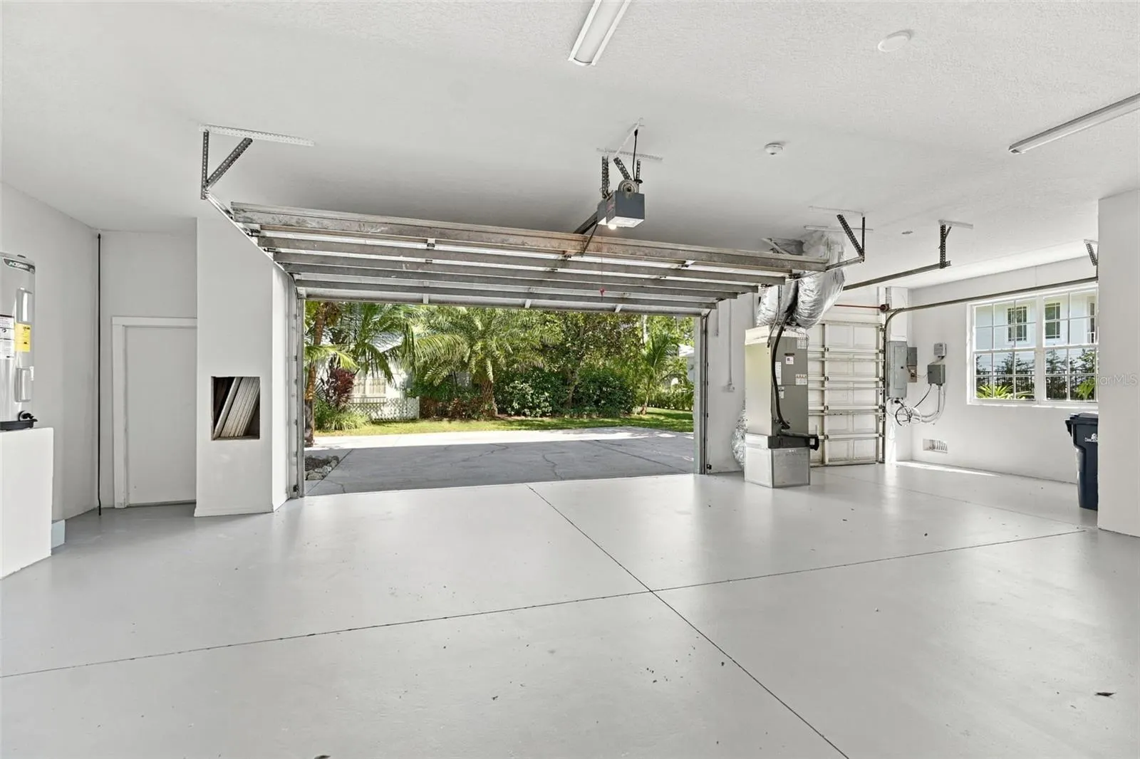 349 DOLPHIN SHORES CIR