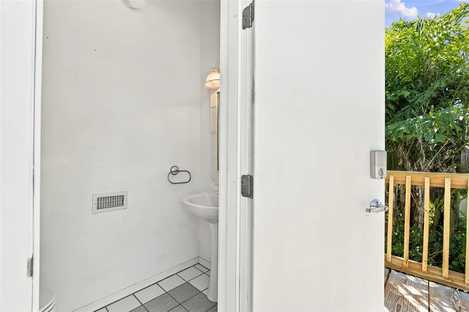 349 DOLPHIN SHORES CIR