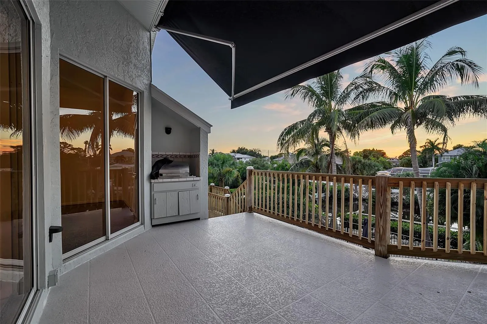 349 DOLPHIN SHORES CIR