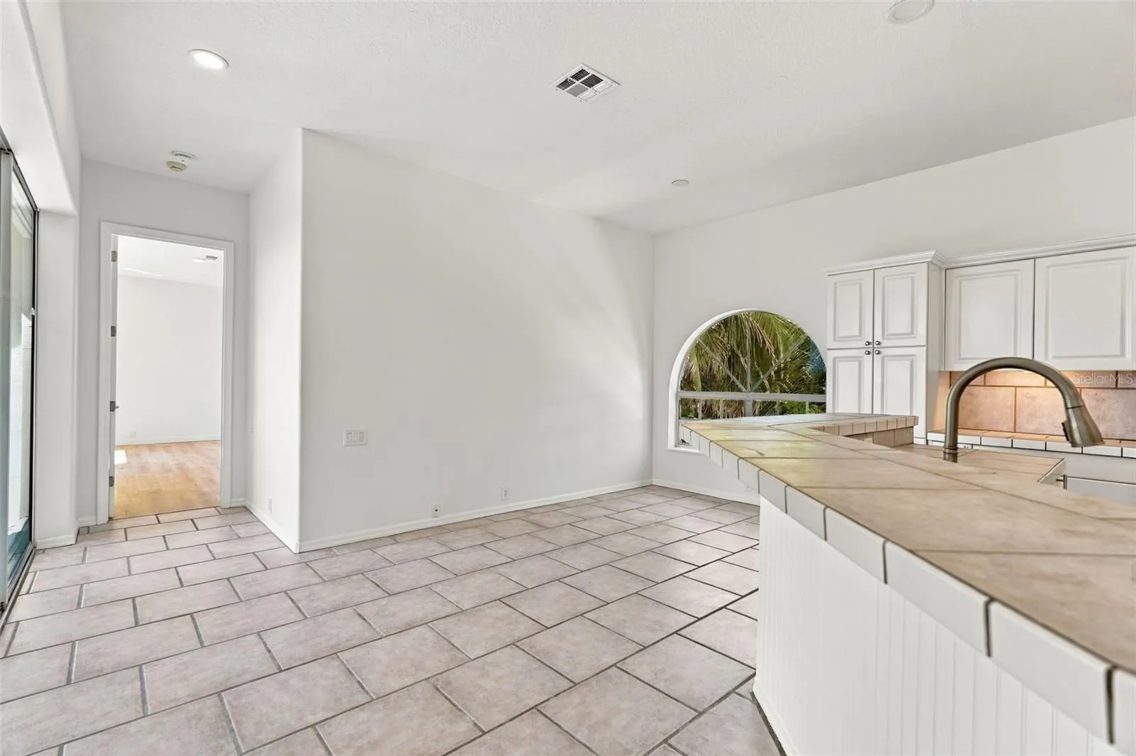 349 DOLPHIN SHORES CIR