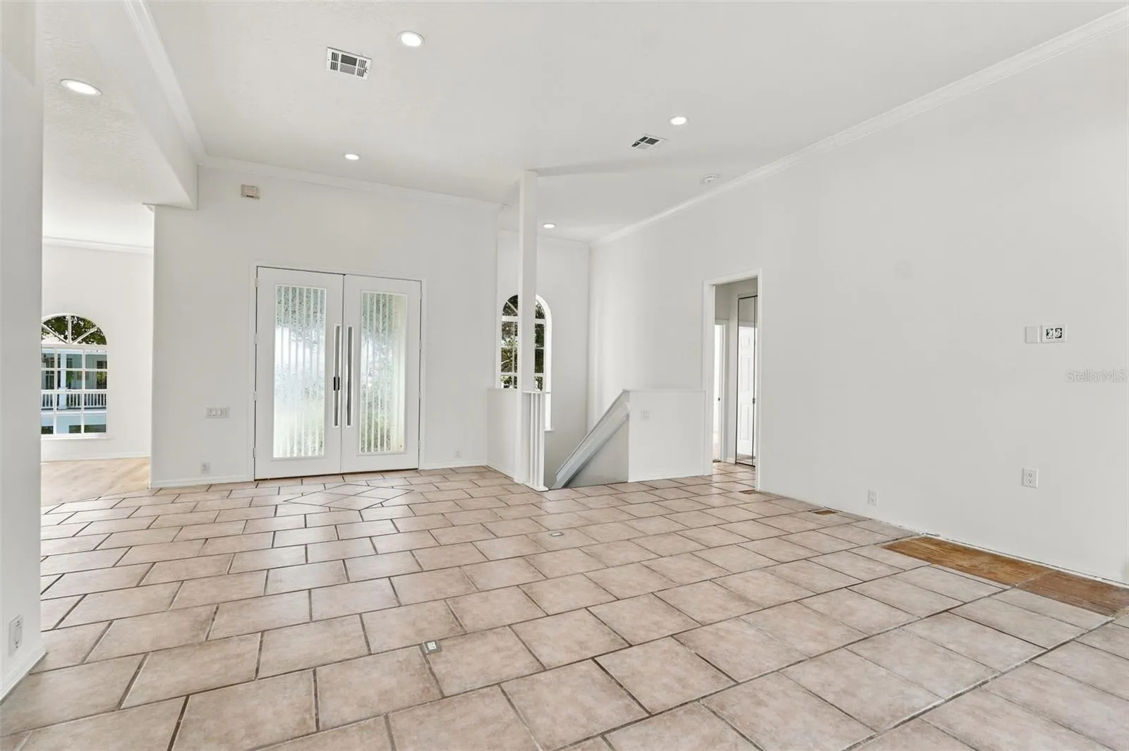 349 DOLPHIN SHORES CIR