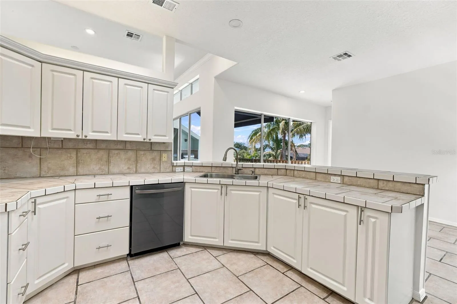 349 DOLPHIN SHORES CIR
