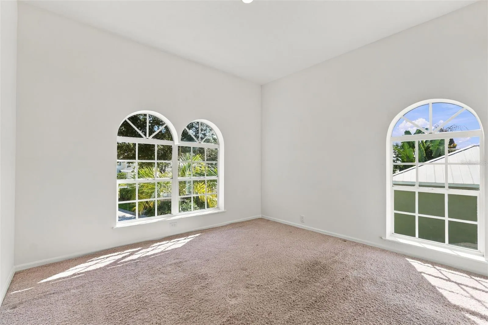 349 DOLPHIN SHORES CIR