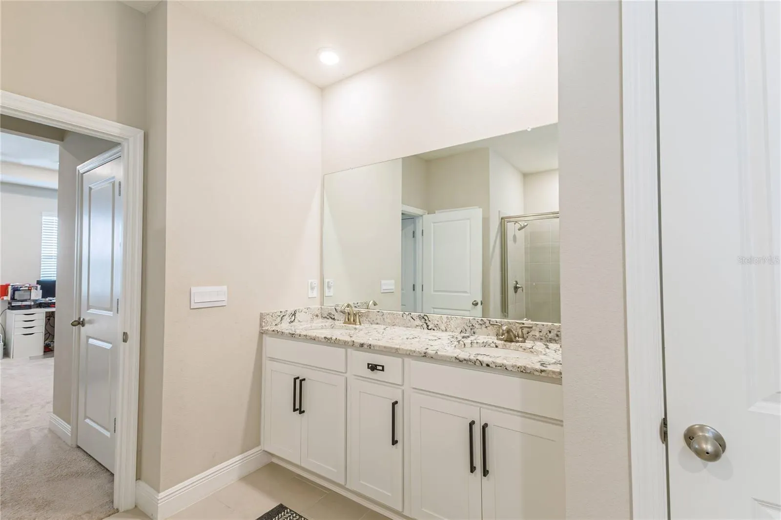 5246 GROVE MILL LOOP