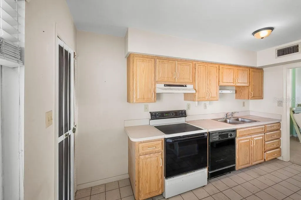 5200 GULF DR #406 #406