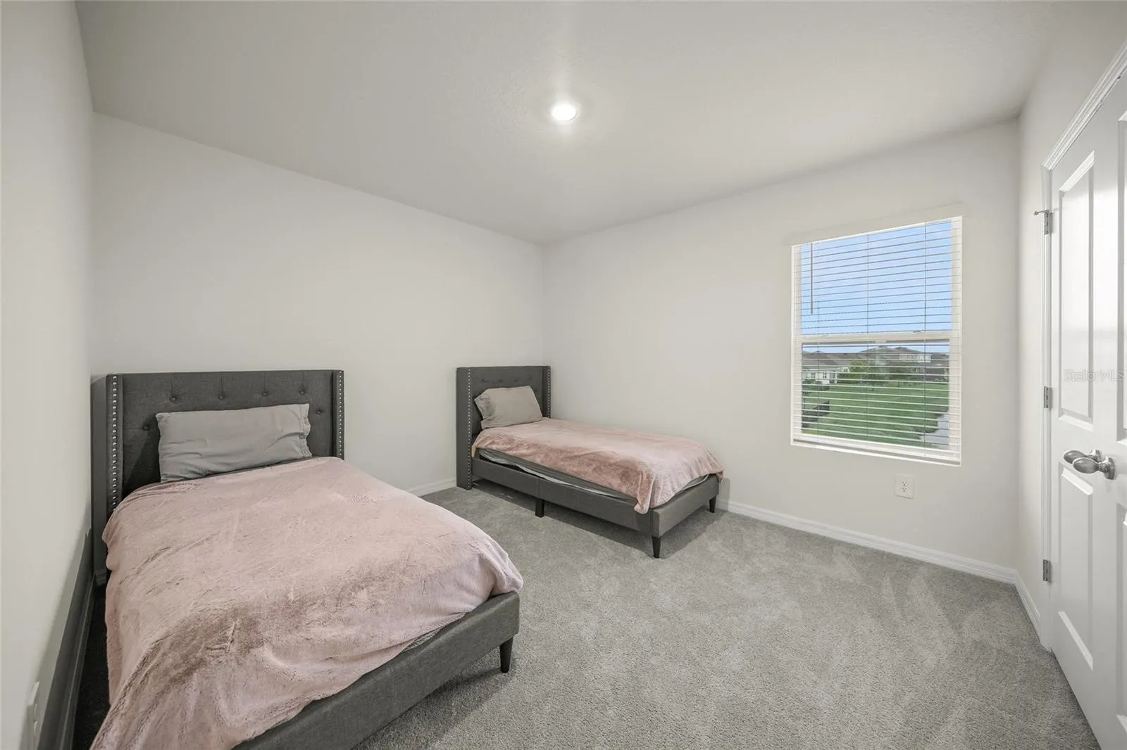 5215 MONTELENA CV SW
