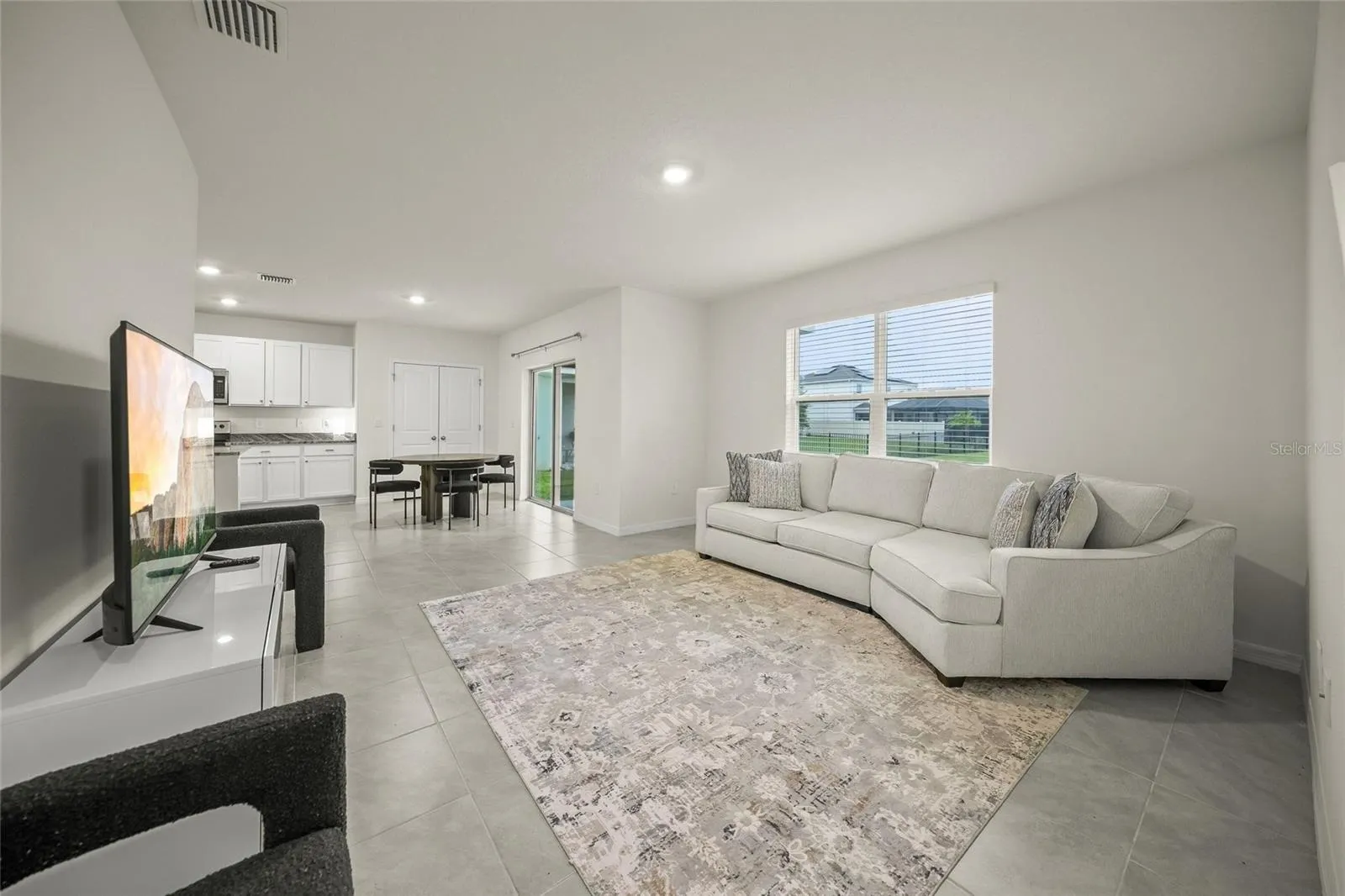 5215 MONTELENA CV SW