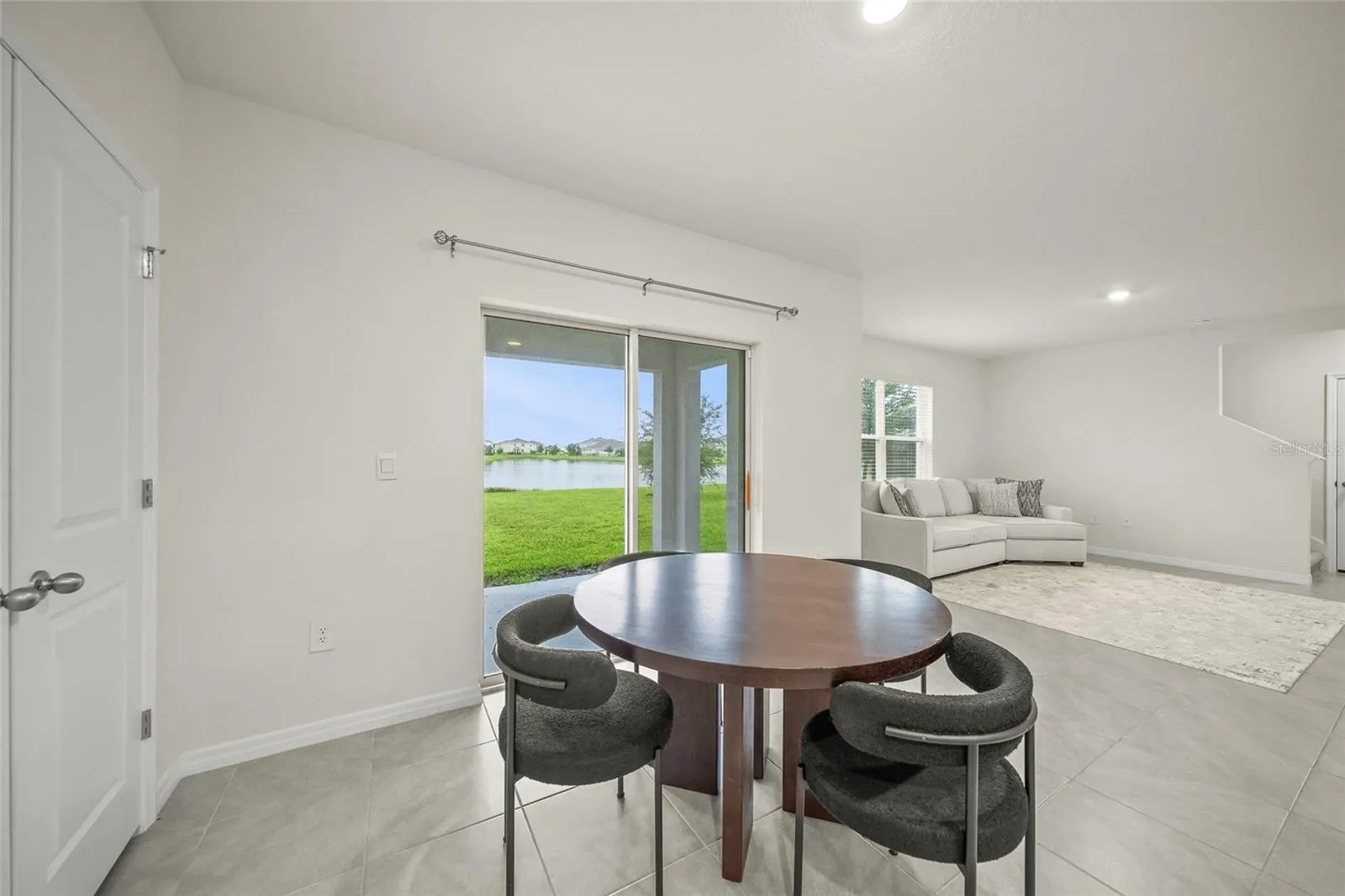 5215 MONTELENA CV SW