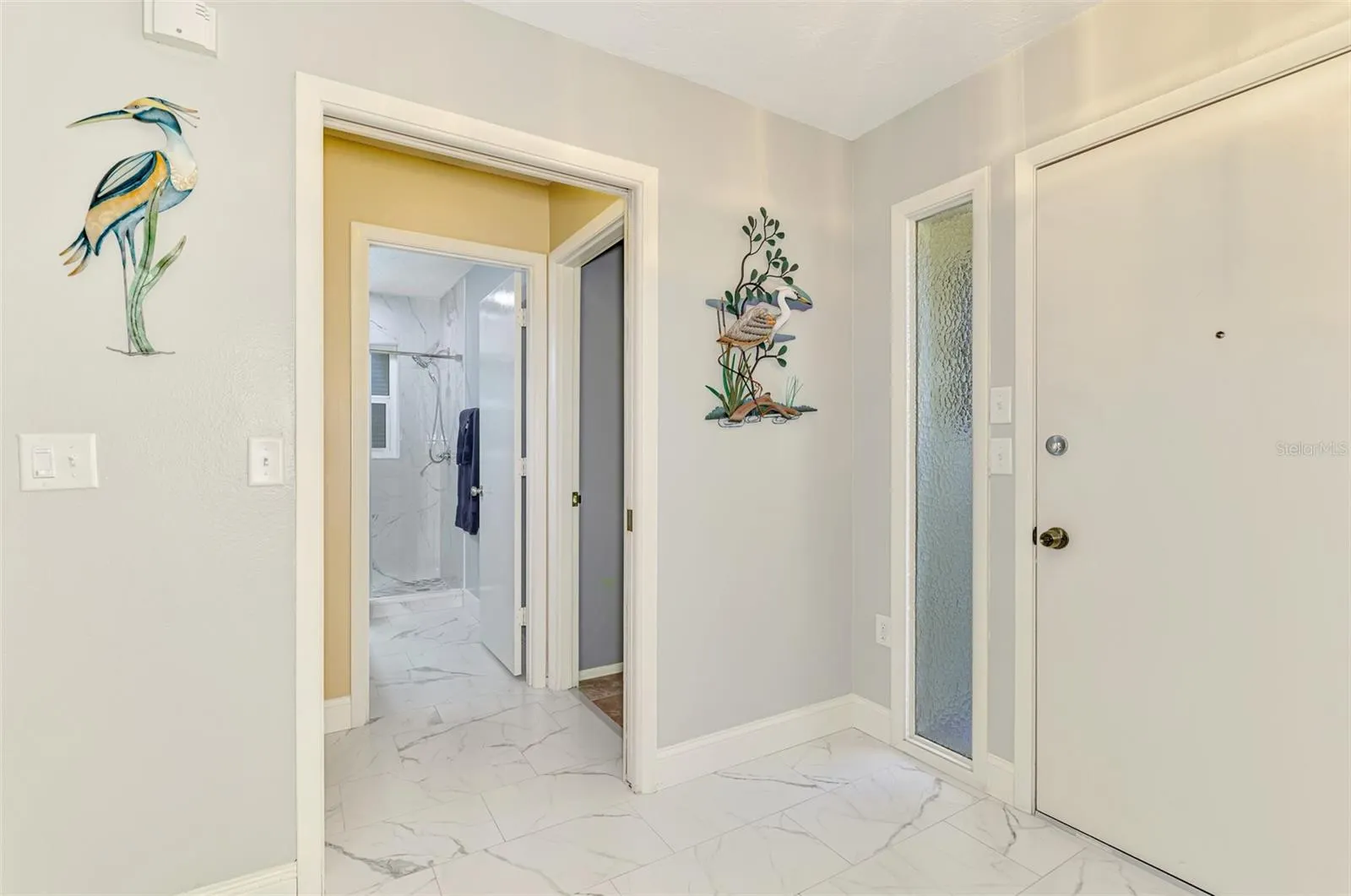 32 PEBBLE ROCK DR