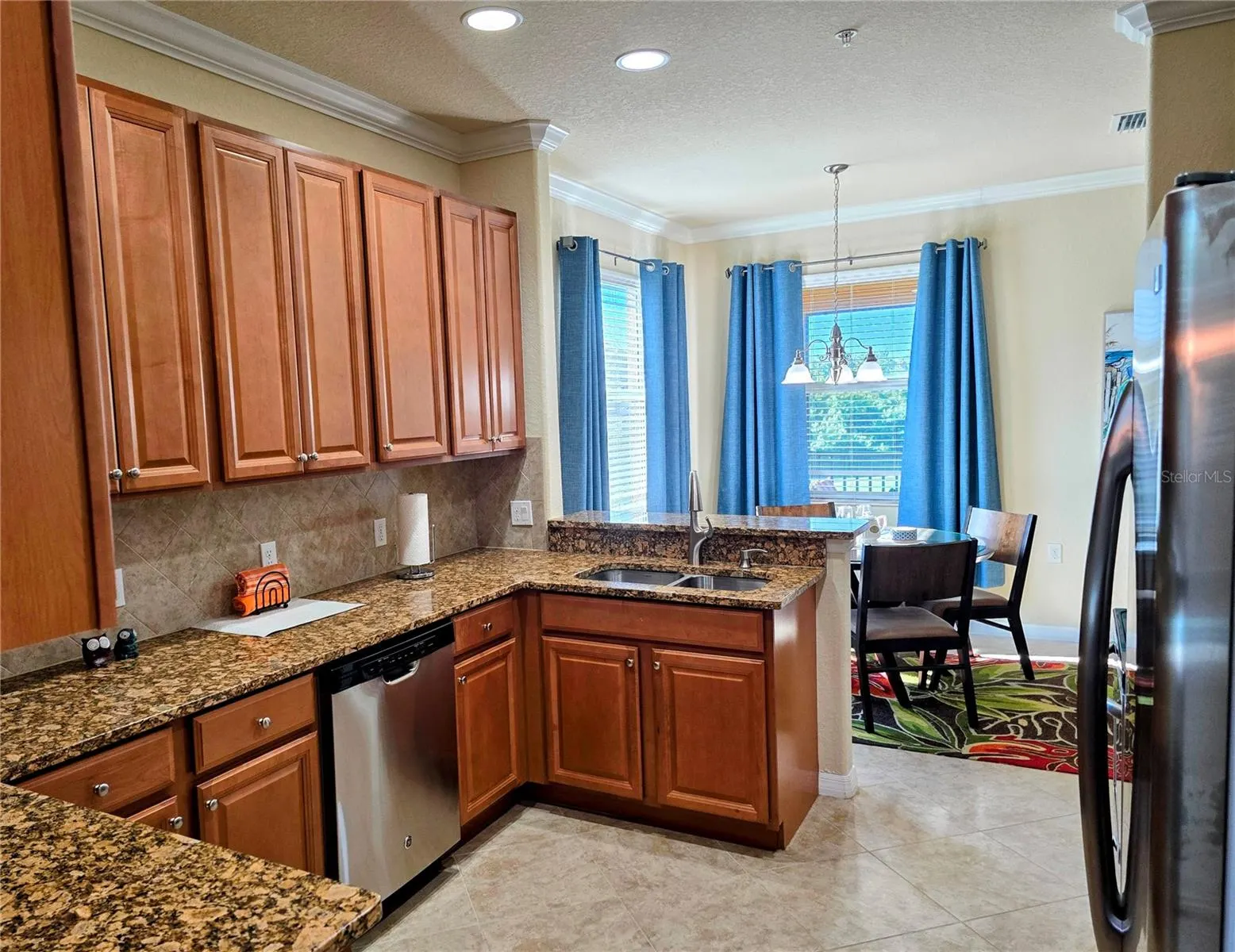 310 WINDING BROOK LN #102 #102