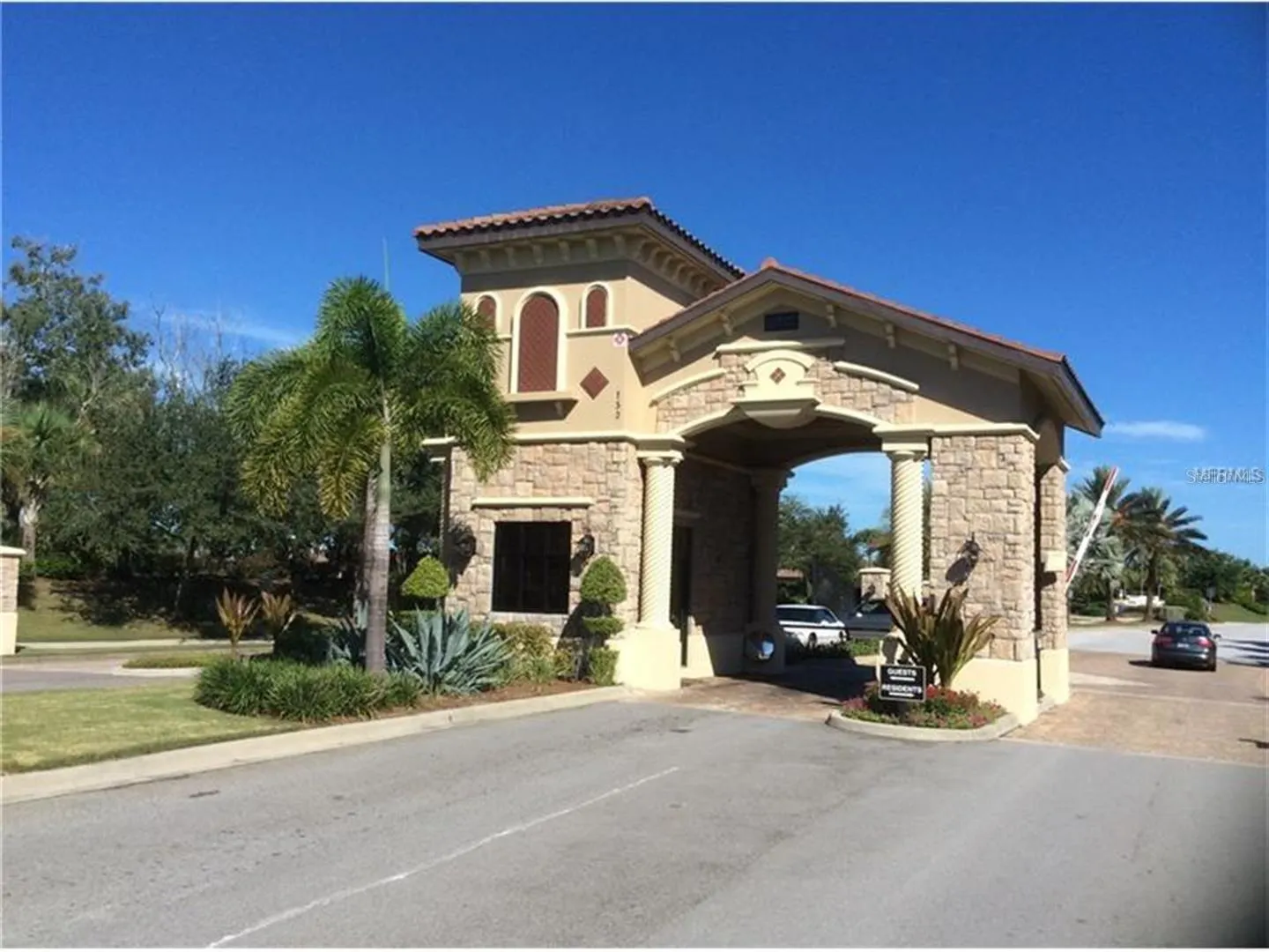 310 WINDING BROOK LN #102 #102