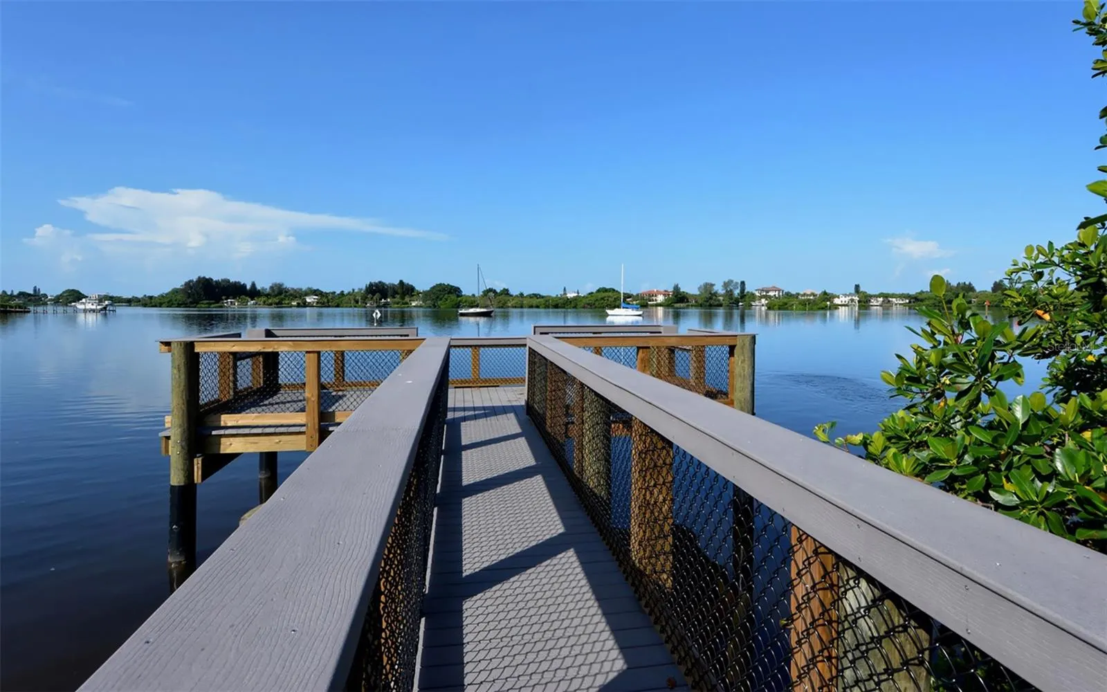 455 OAK POINT RD