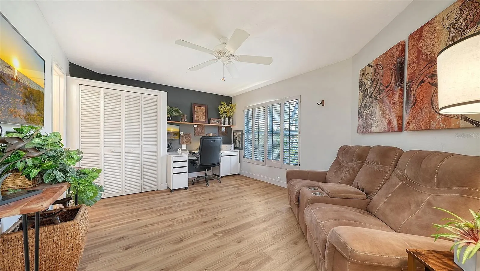 455 OAK POINT RD