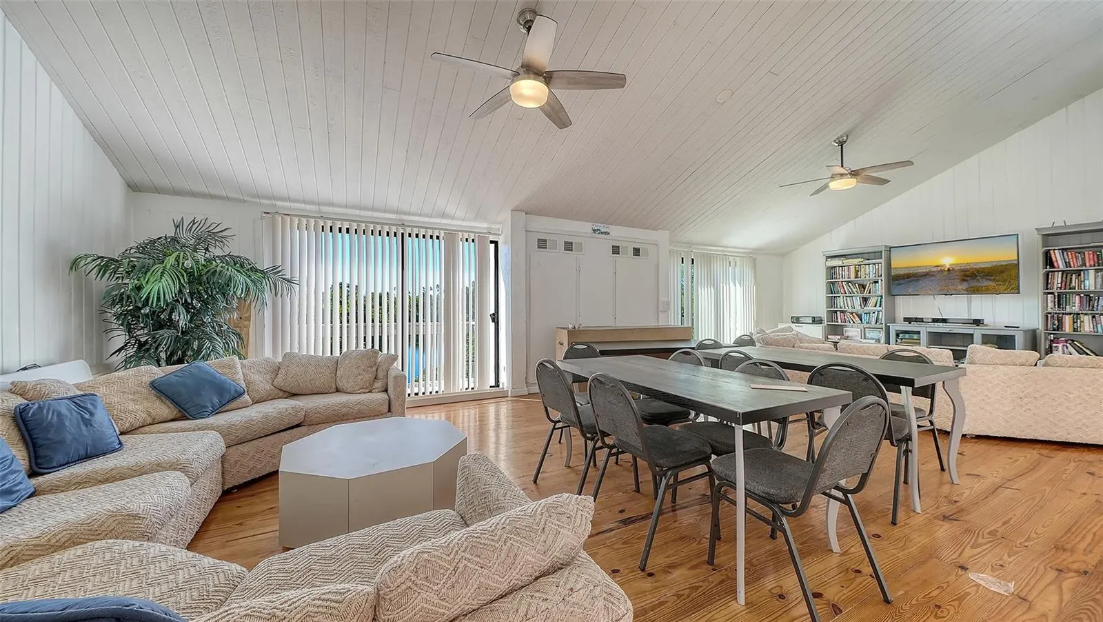 455 OAK POINT RD