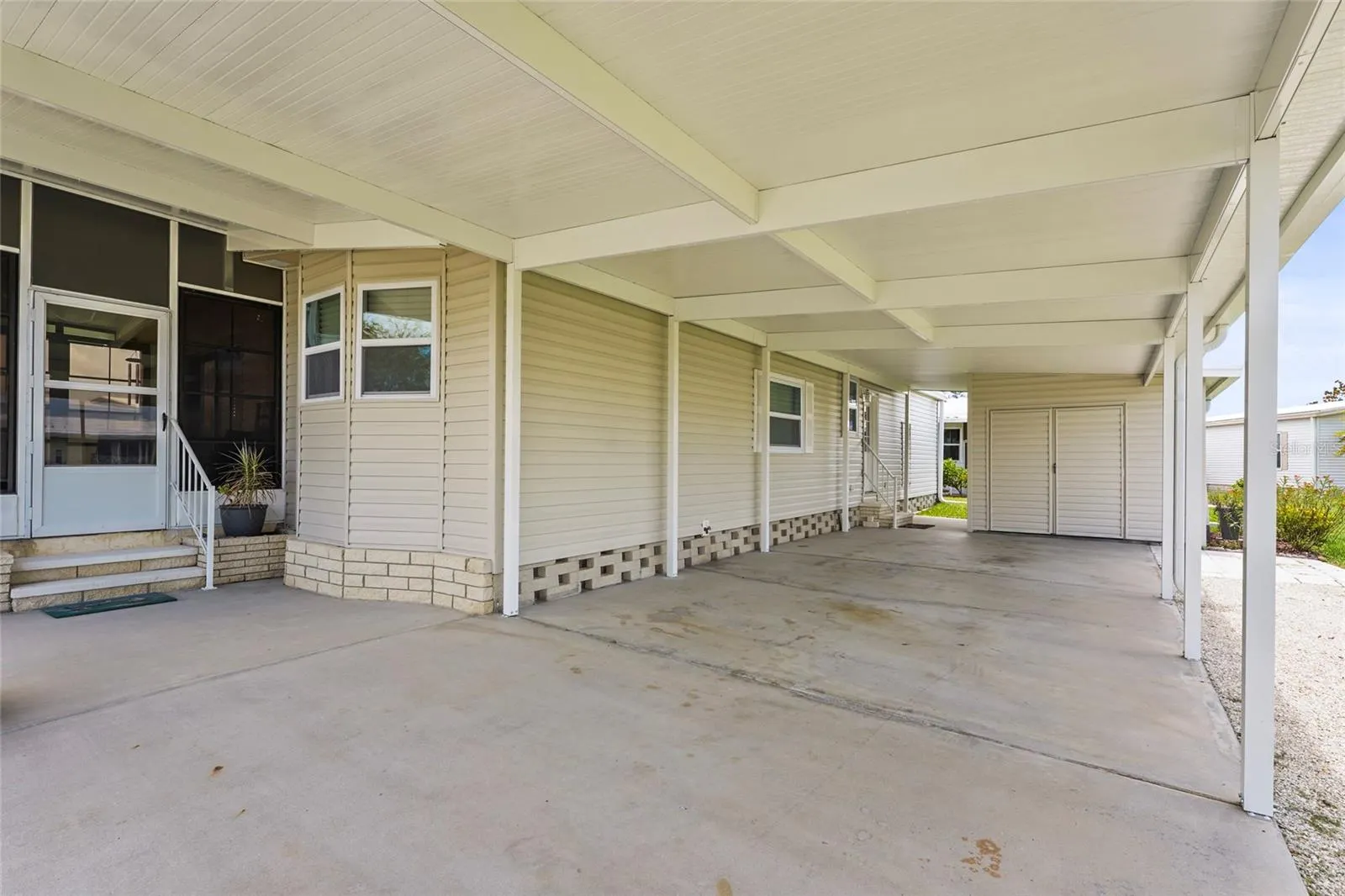 8470 IMPERIAL CIR