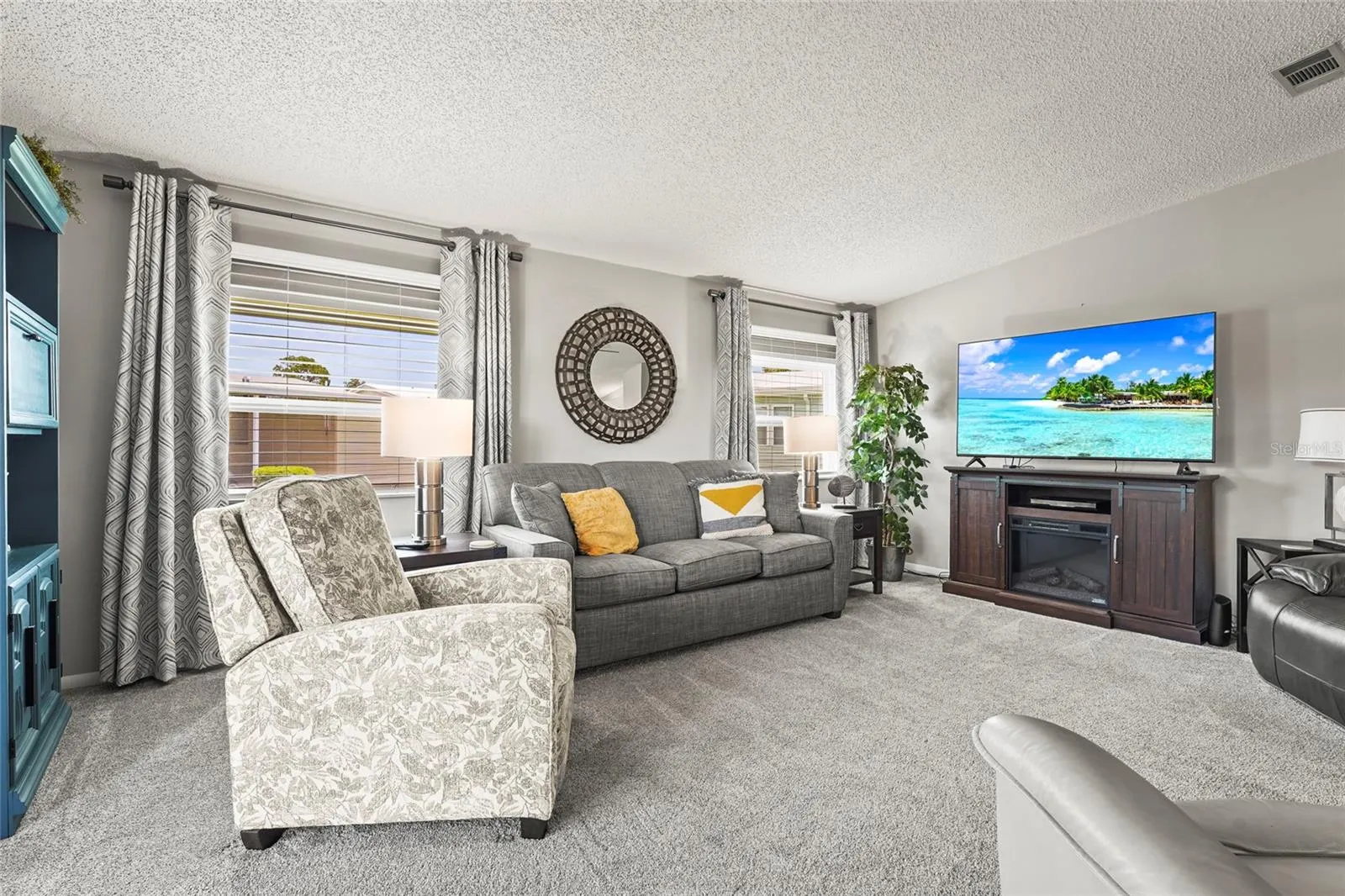 8470 IMPERIAL CIR