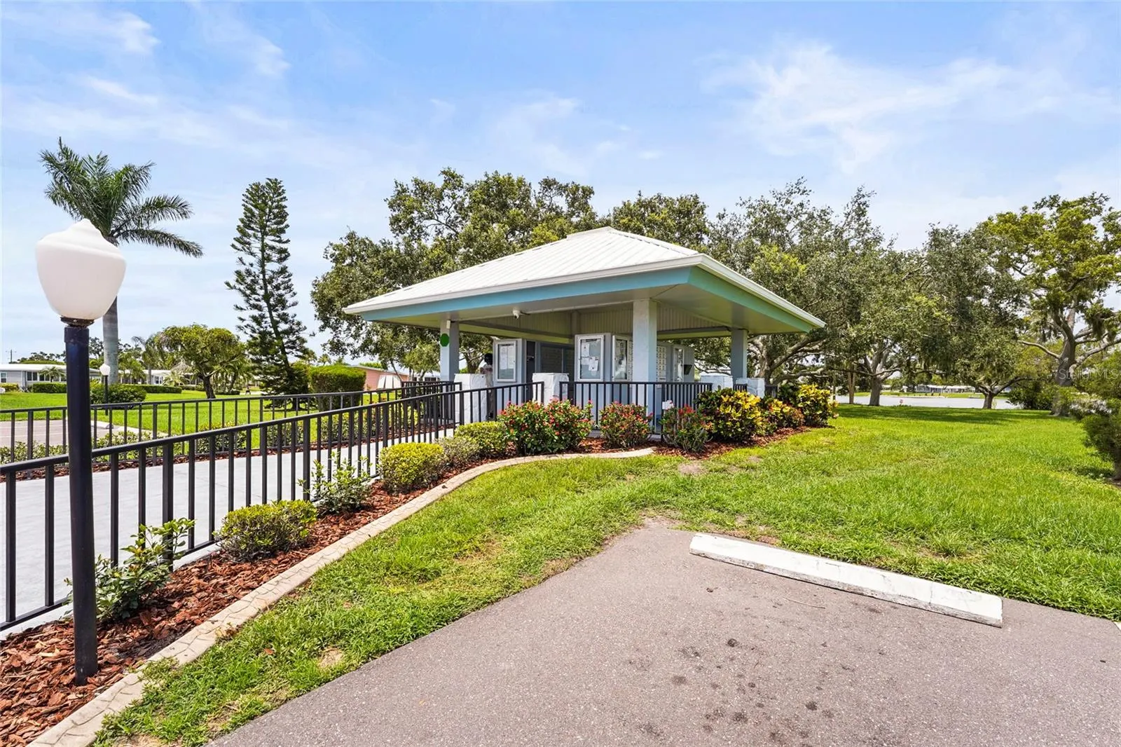 8470 IMPERIAL CIR