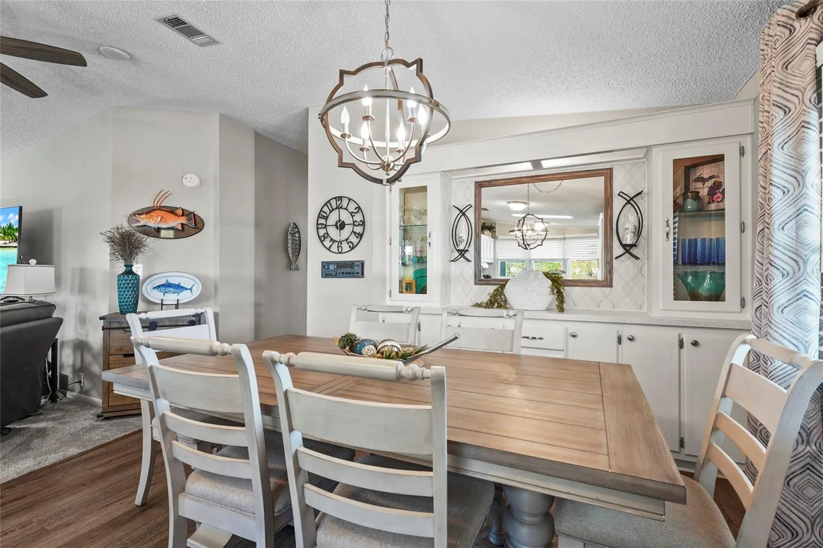8470 IMPERIAL CIR