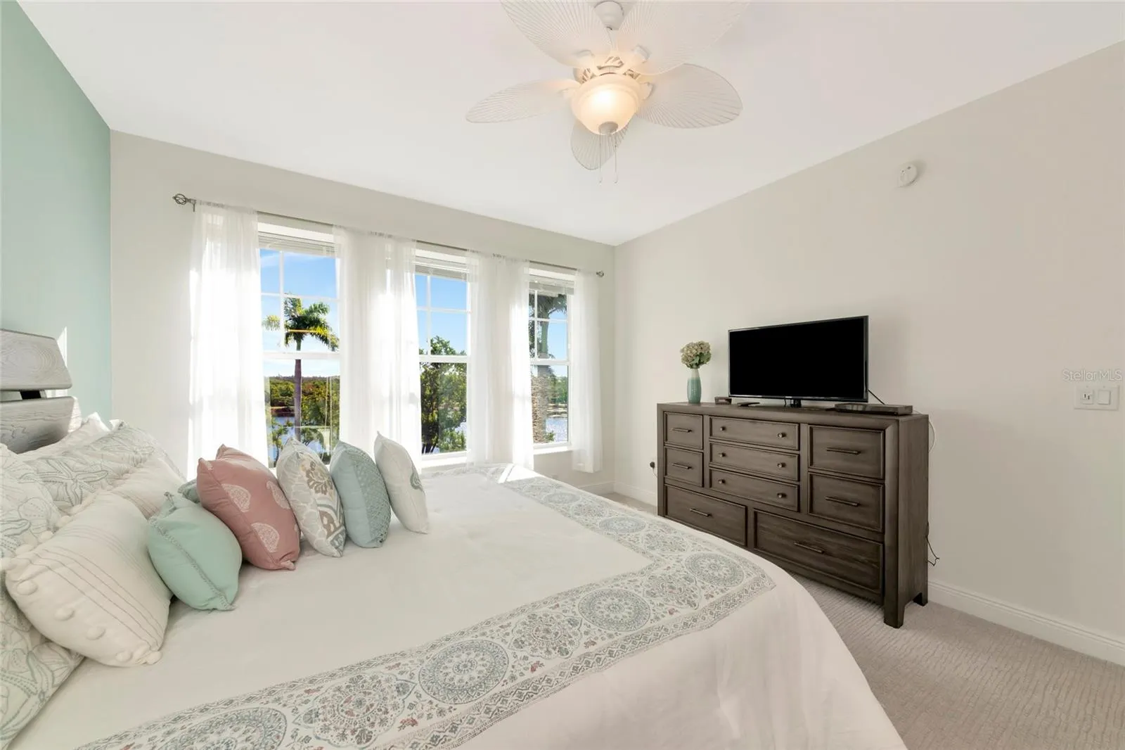 395 ARUBA CIR #203 #203