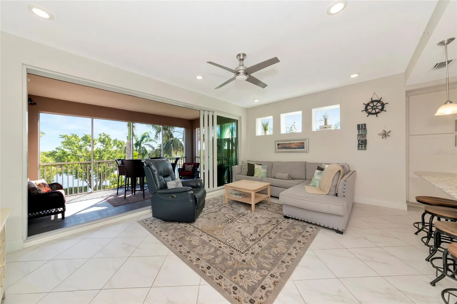 395 ARUBA CIR #203 #203
