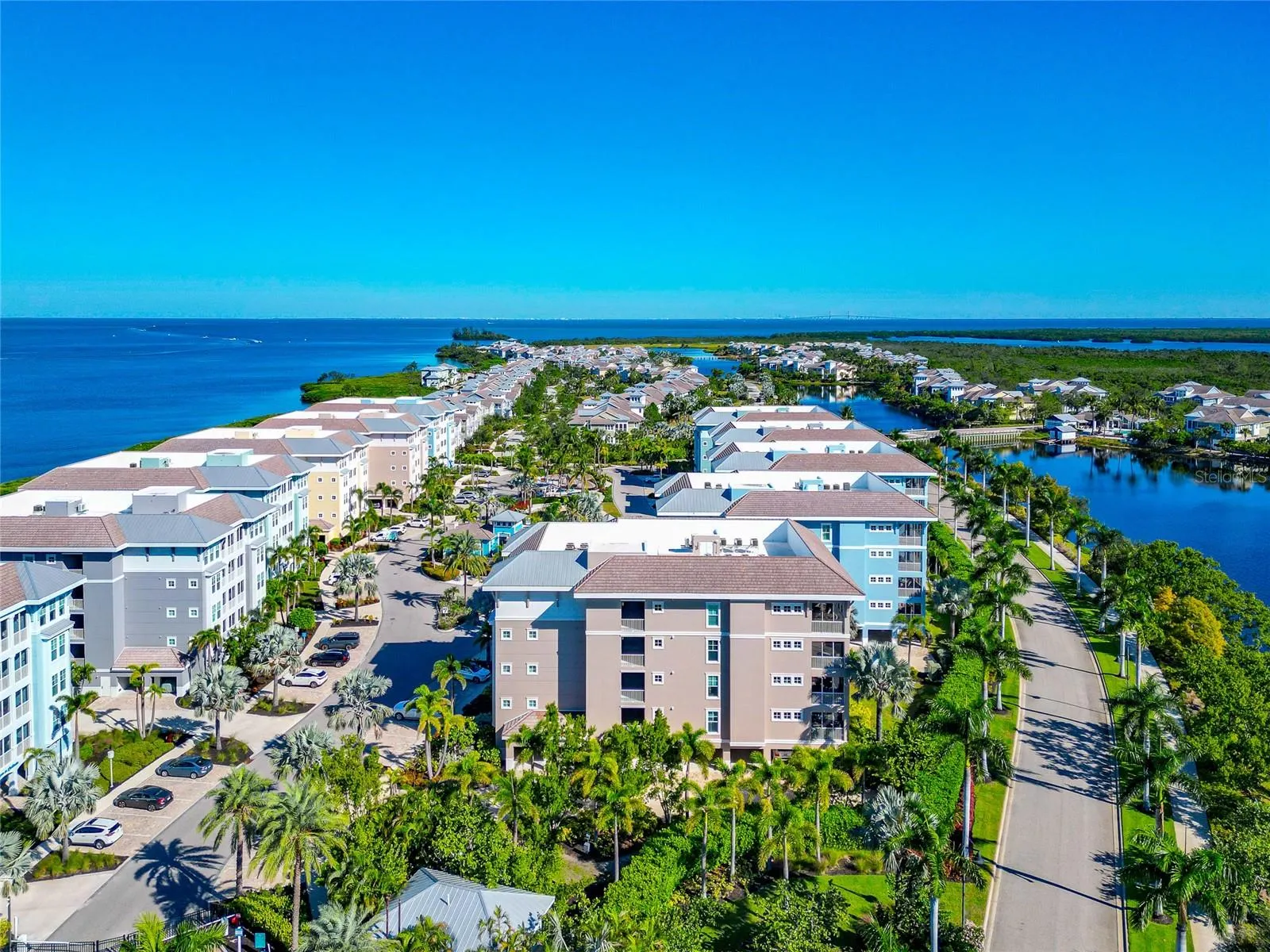395 ARUBA CIR #203 #203