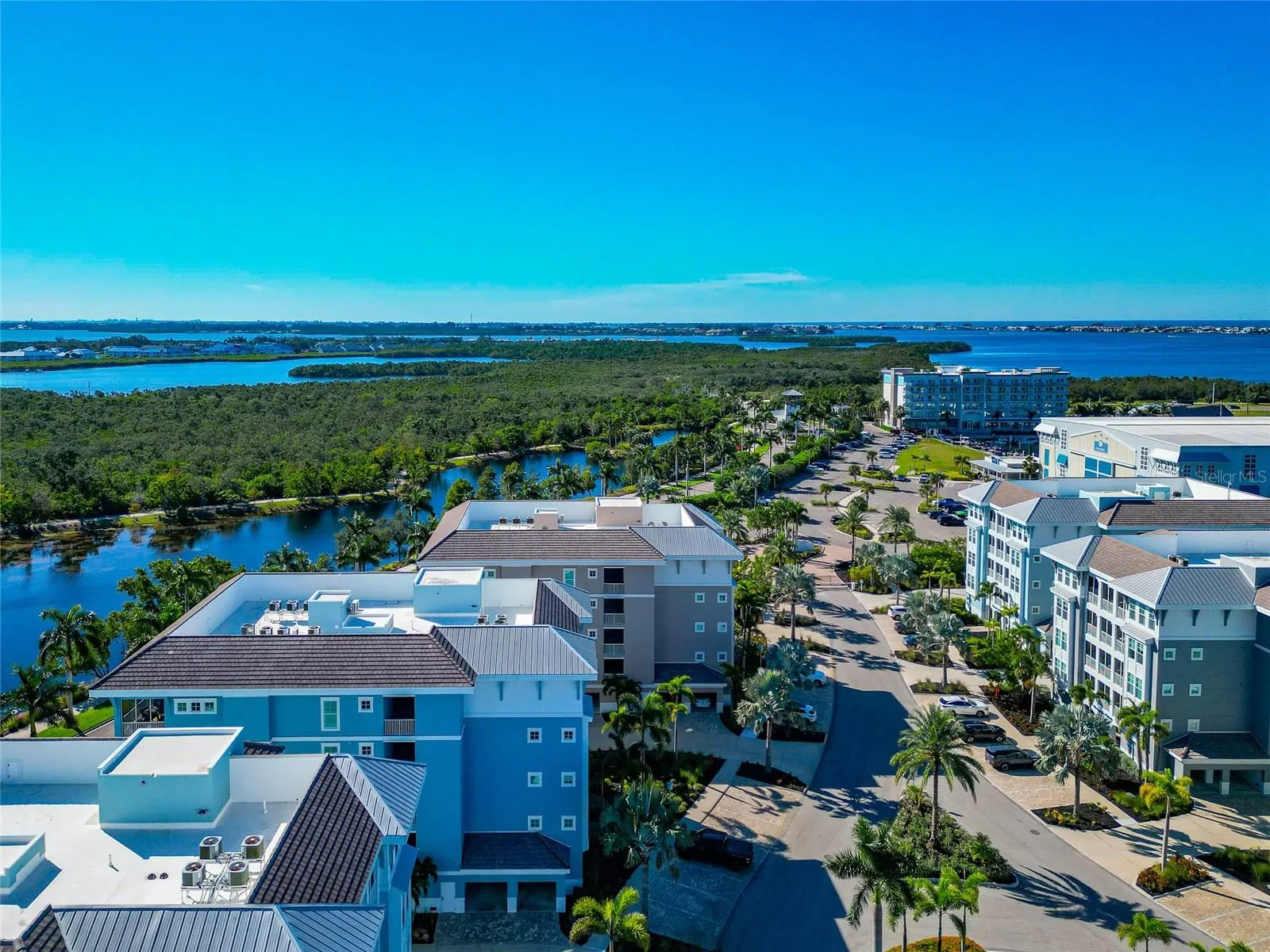 395 ARUBA CIR #203 #203